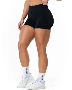 Aura Seamless Scrunch Shorts Black