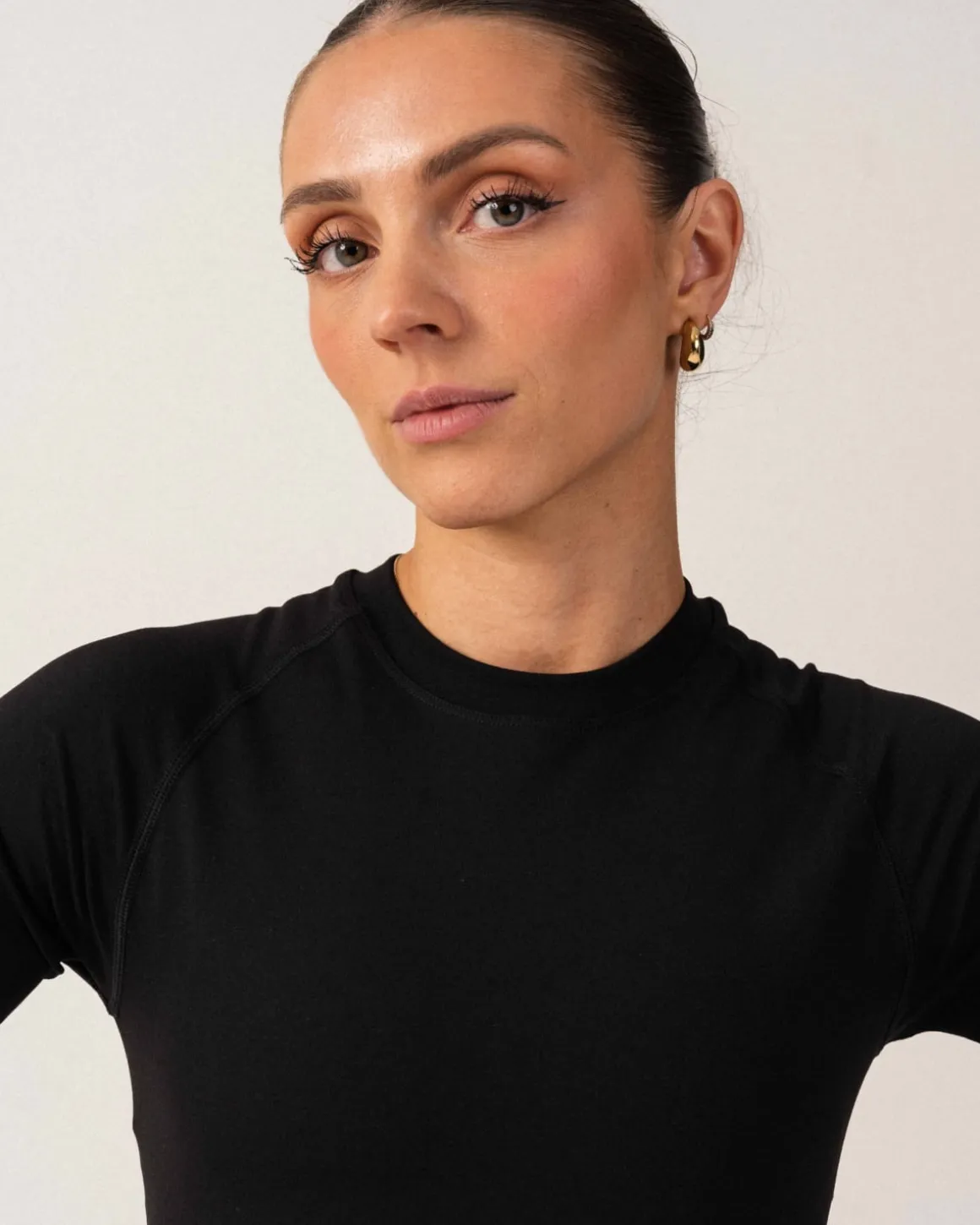 Beam Clean Super Crop Tee + Beam Scrunch Tights Black SET