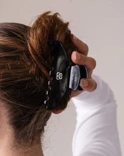 BP Hair Claw Black – One Size