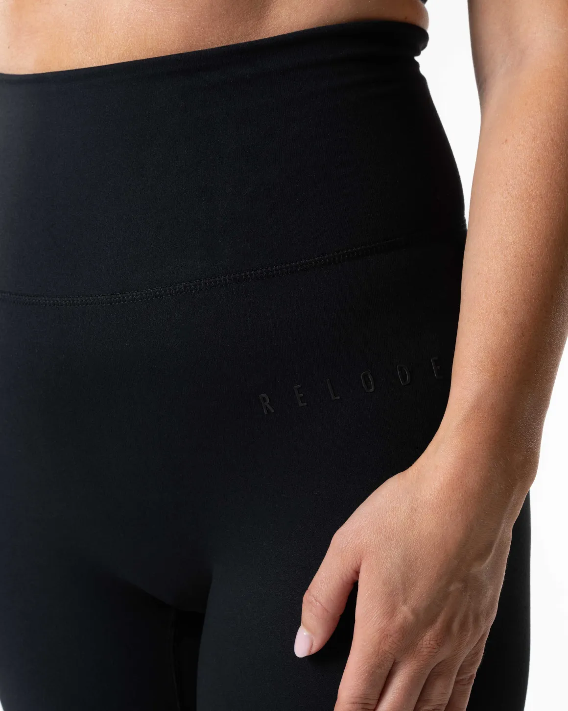 Clean Tights Flared Petite Black