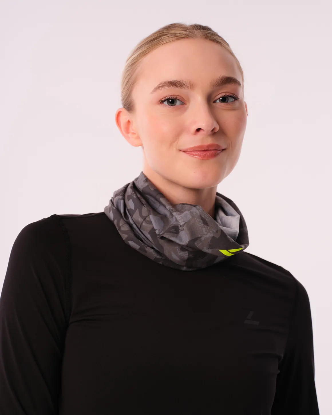 Conquer Neck Warmer Green Print Reflective – One Size