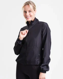 Conquer Running Jacket Black