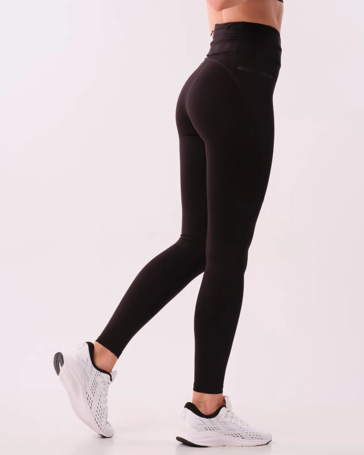 Conquer Running Pocket Tights Black