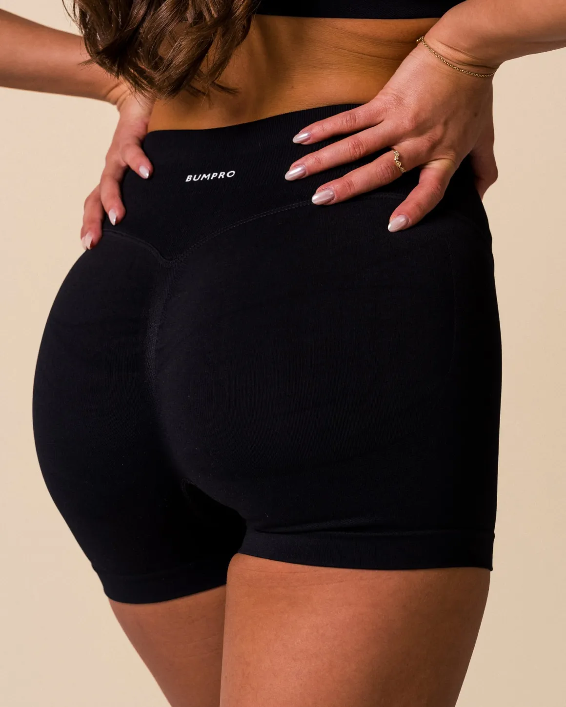 Empower Shape Shorts 4″ Black