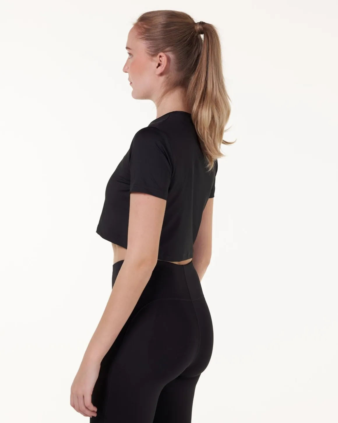 Essential Crop T-shirt Black+Blue+Green+Pink+White 5-PACK
