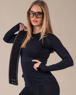 Essential Seamless Long Sleeve Black Beauty