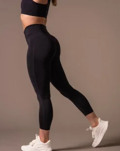Essential Training Tights 7/8 Black