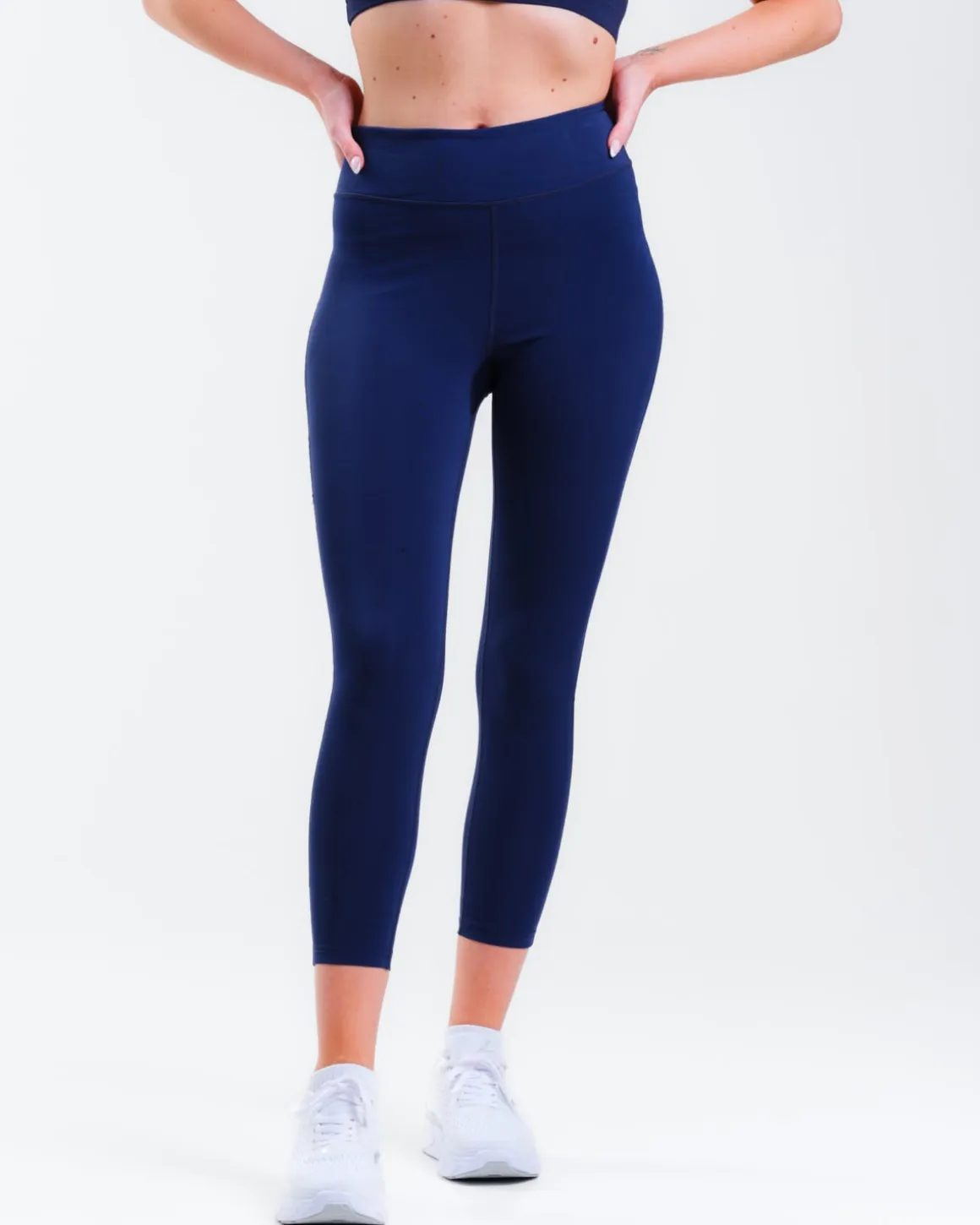 Essential Training Tights 7/8 Blue Navy