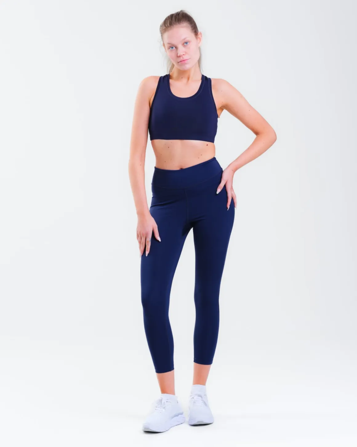 Essential Training Tights 7/8 Blue Navy