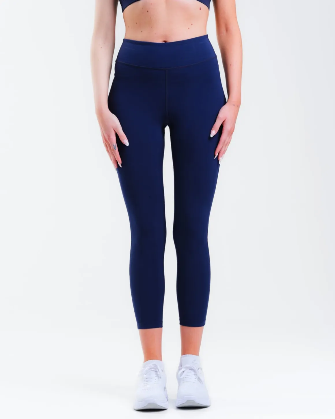 Essential Training Tights 7/8 Blue Navy
