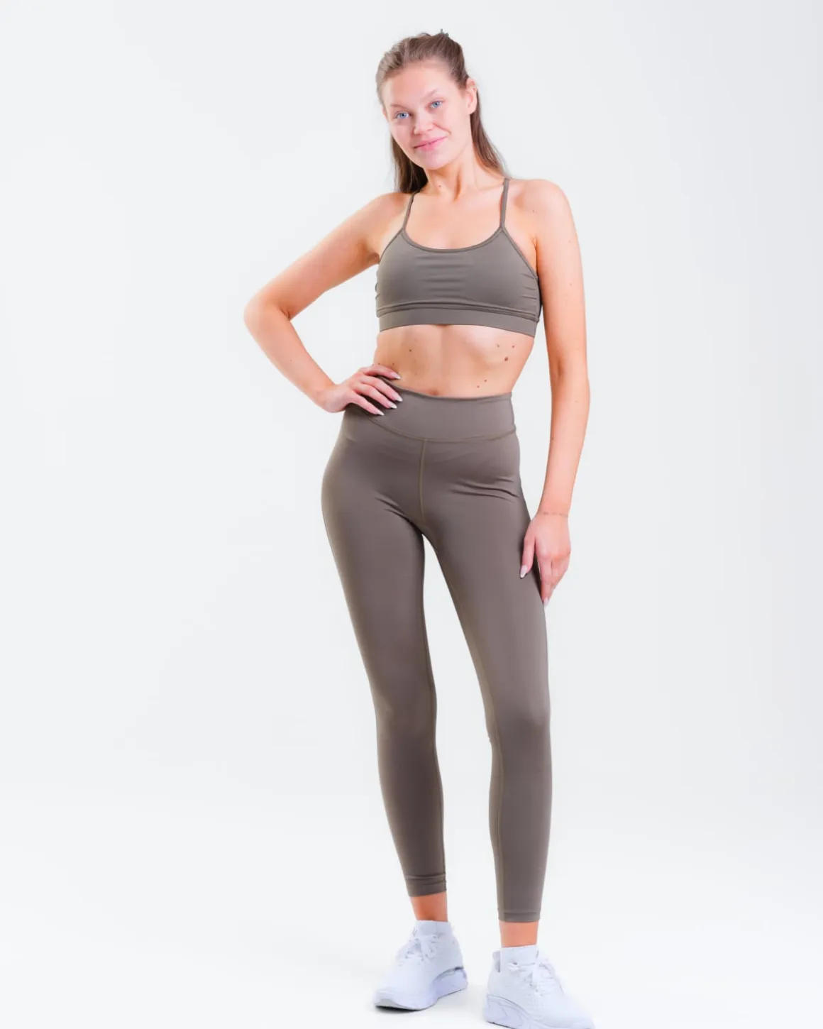 Essential Training Tights Green Olive