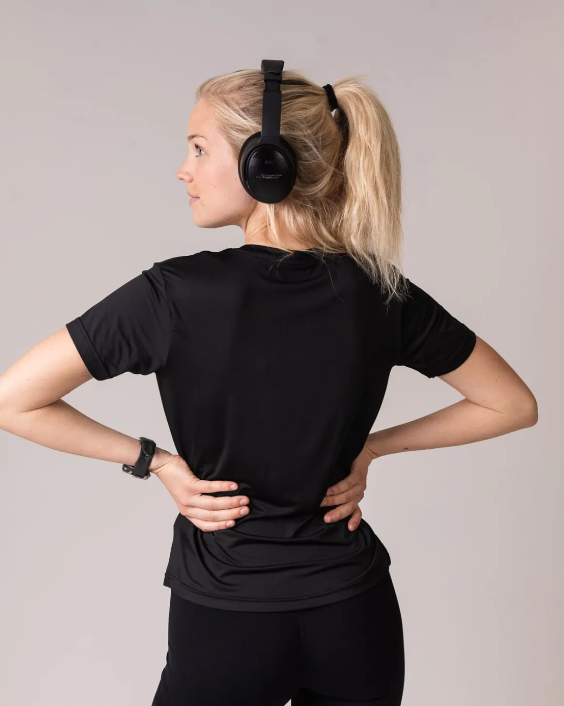 Essential T-shirt All Black
