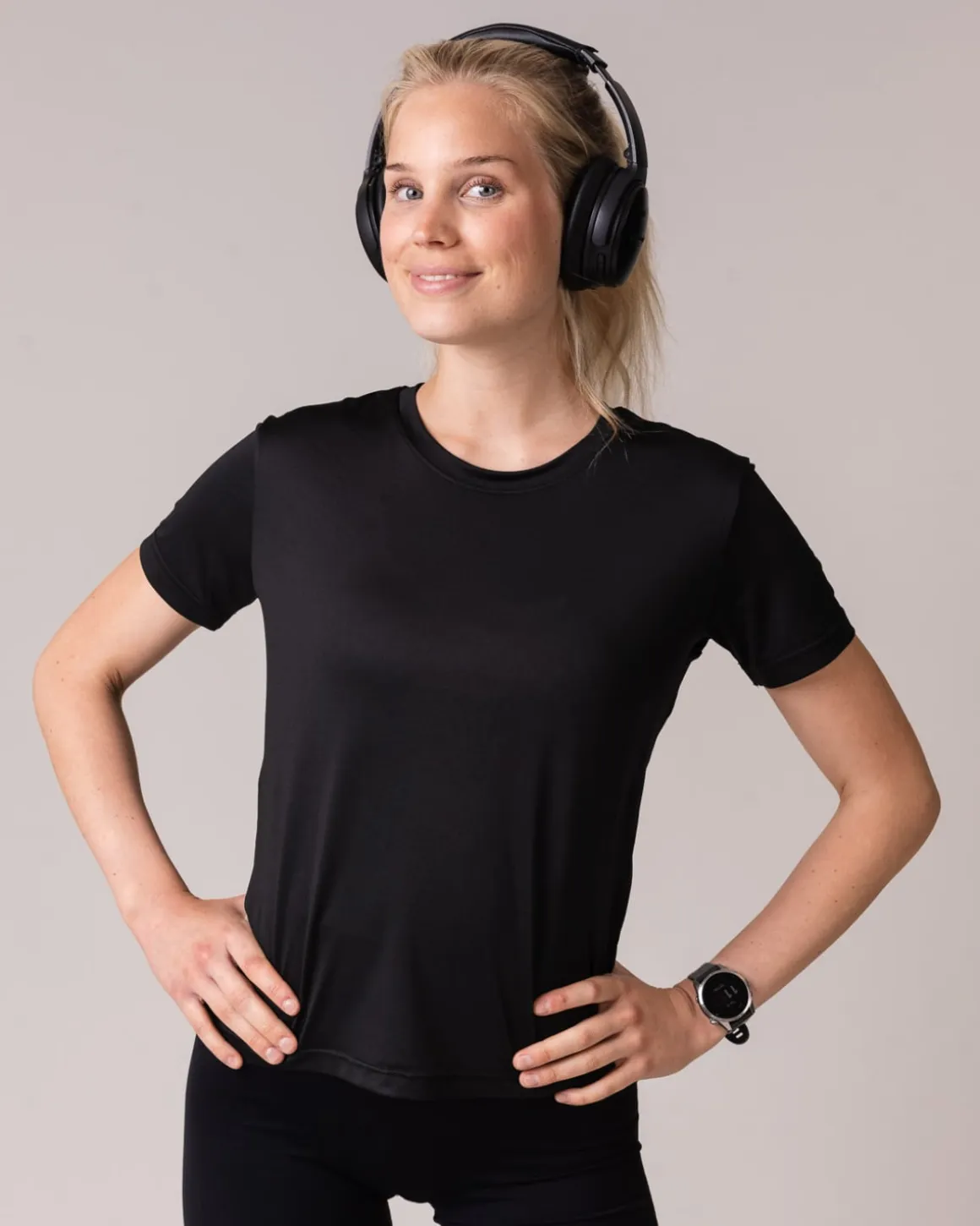 Essential T-shirt All Black