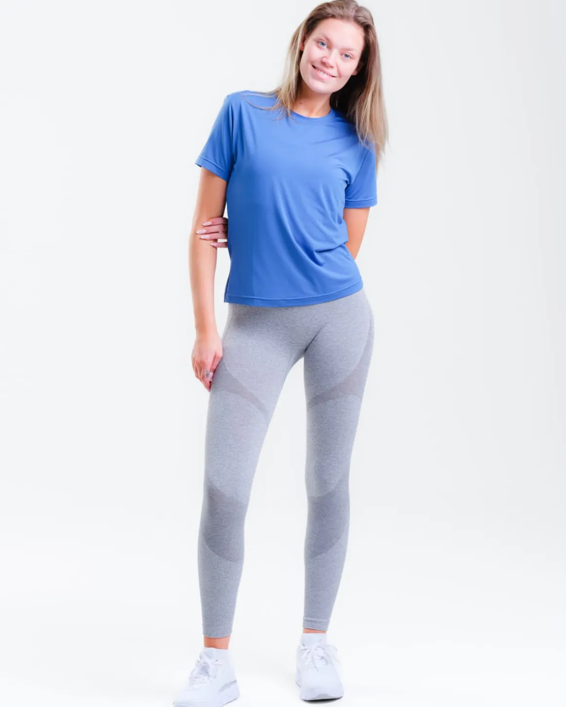 Essential T-shirt Blue Tide