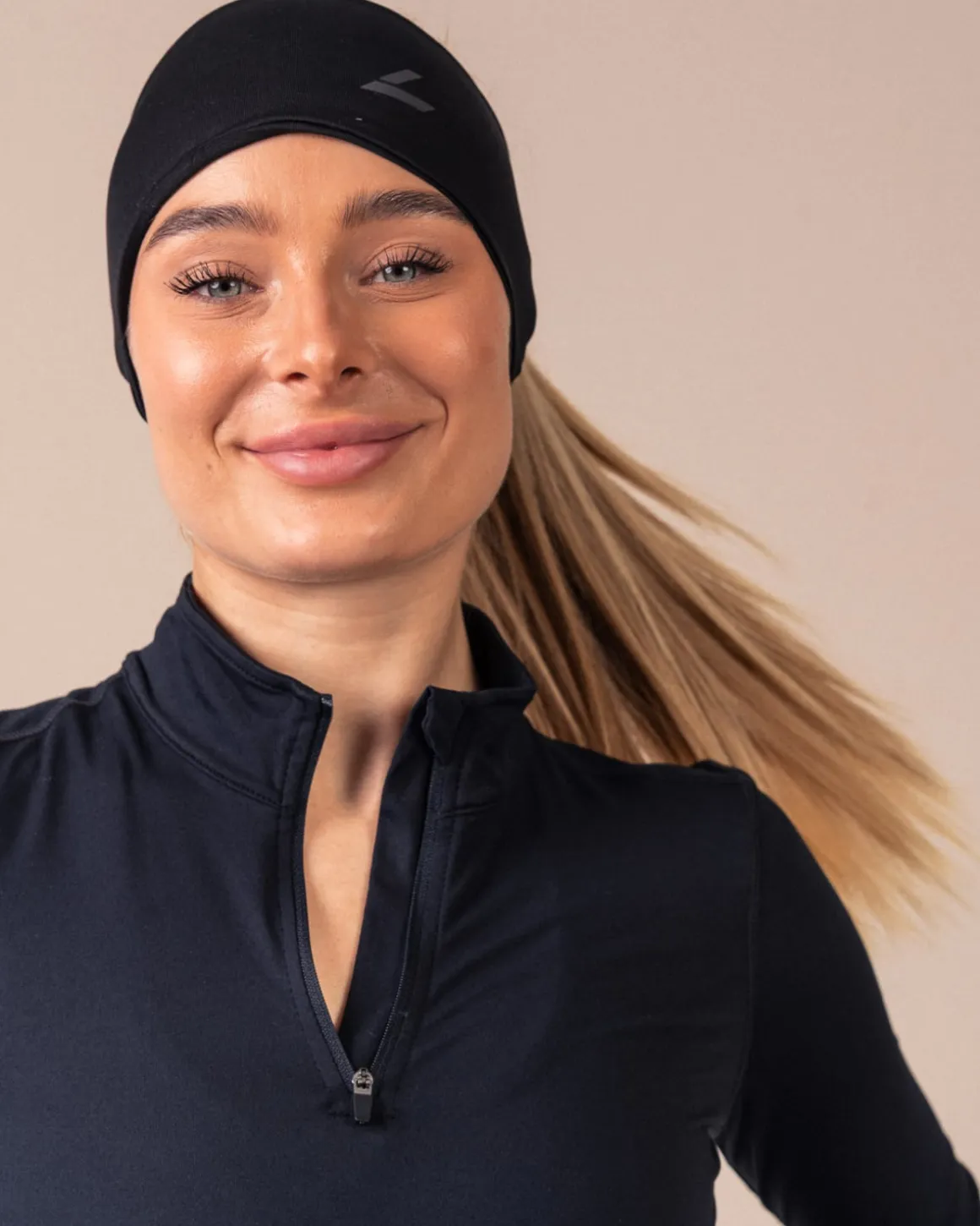 Essential 1/4 Zip Jacket Black