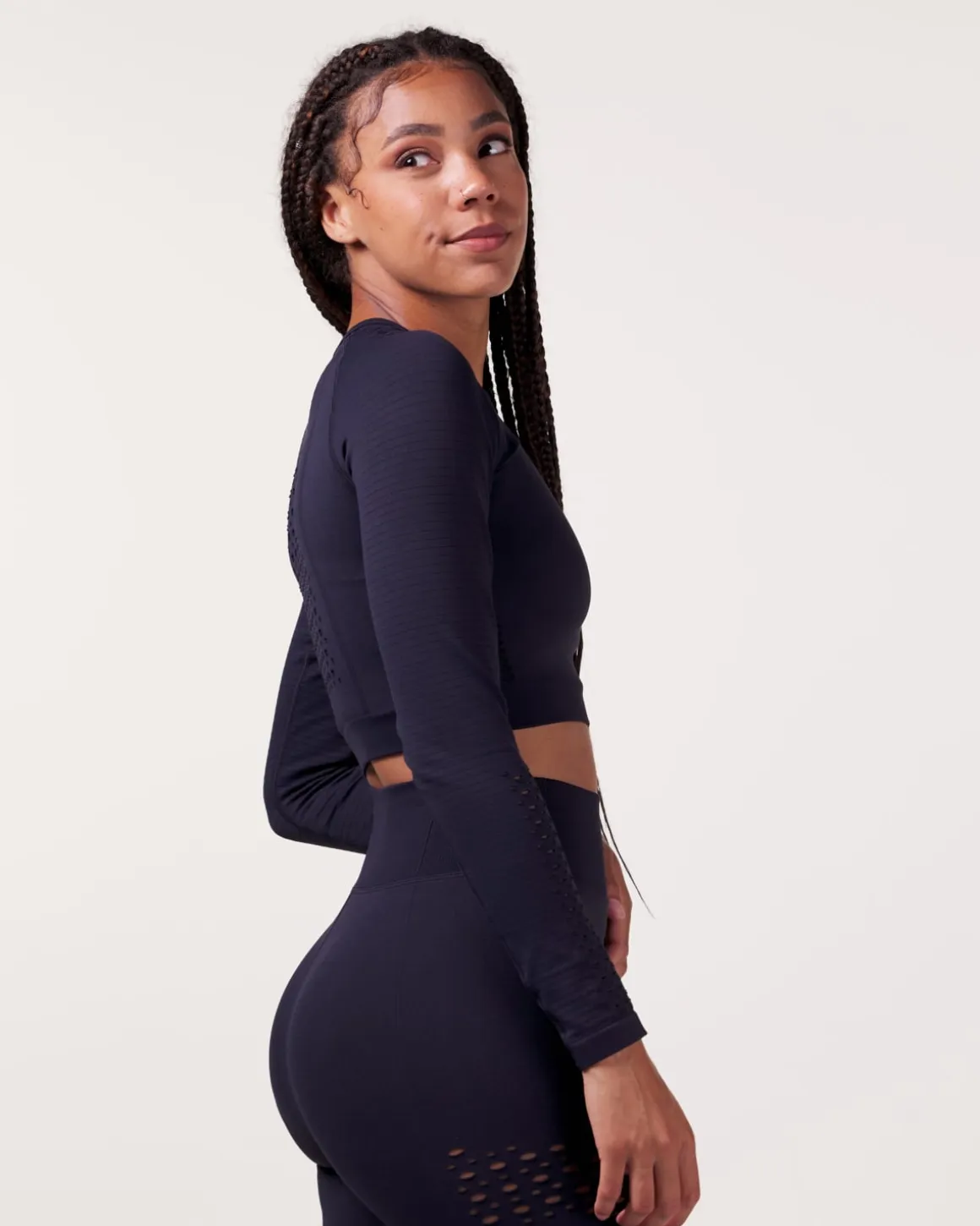 Fade Mesh Seamless Crop LS Black