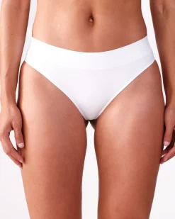 Glow Seamless Thong White