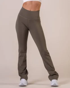Hero High Rise Flare Pants Green Dusty