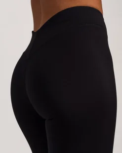 Hero V-Back Flare Pants Black