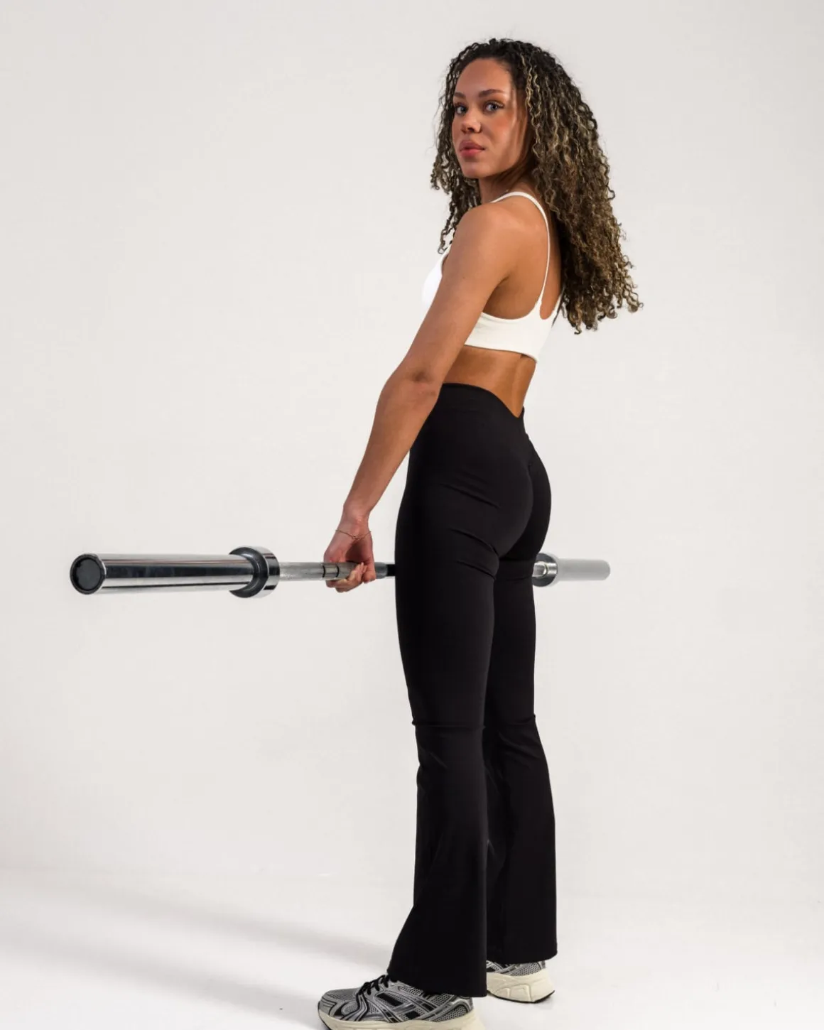 Hero V-Back Flare Pants Black
