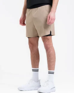 Hybrid 2-1 Pocket Shorts M Beige Dune