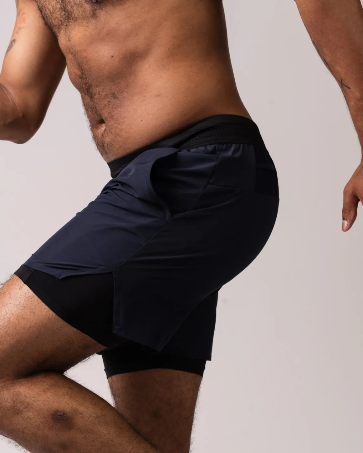 Hybrid 2-1 Pocket Shorts M Blue Navy