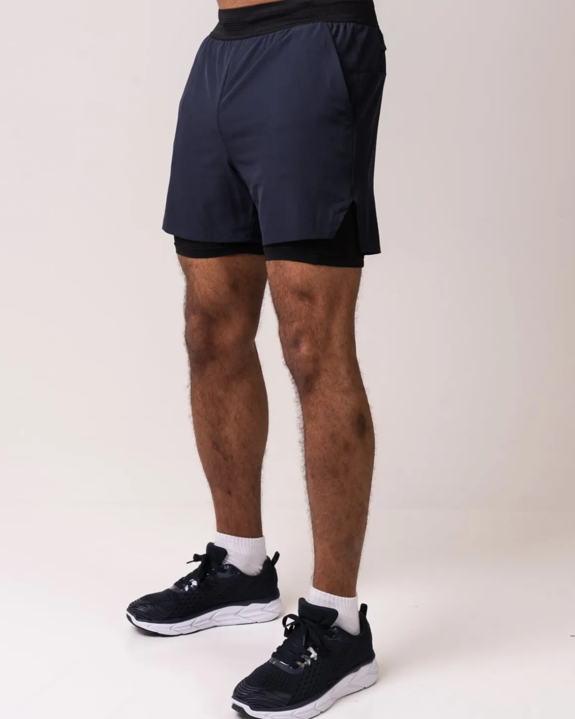 Hybrid 2-1 Pocket Shorts M Blue Navy