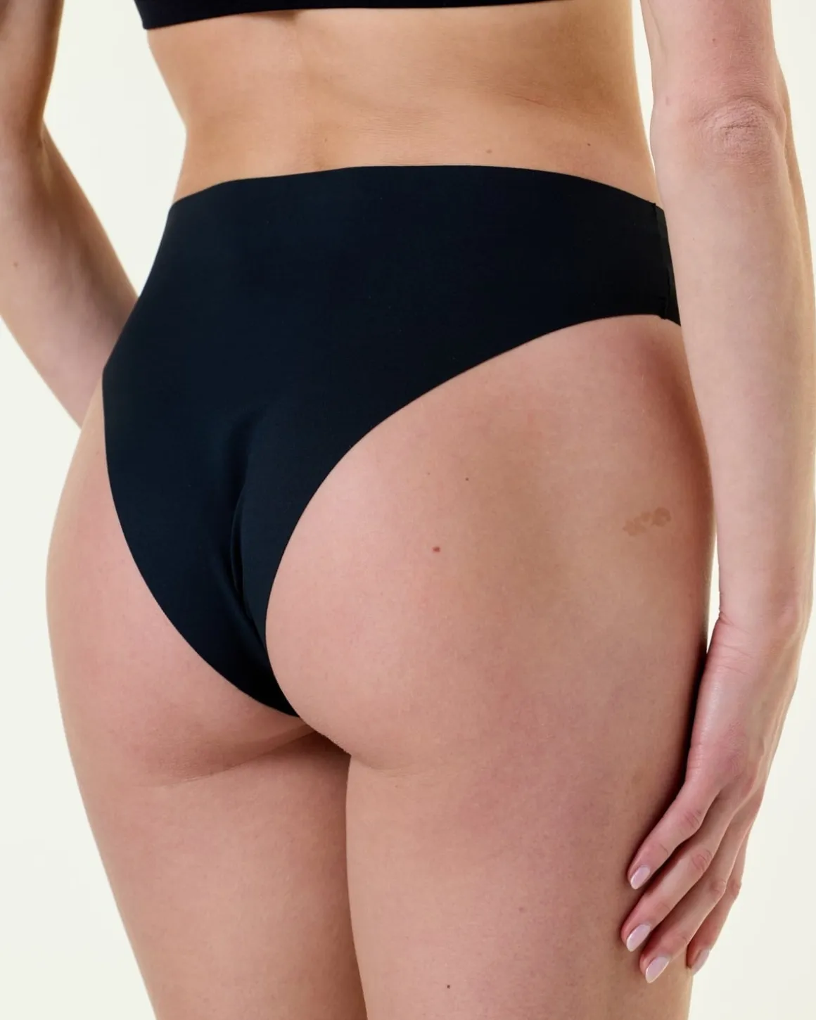 Invisible Brief Black/White/Sand 9-PACK