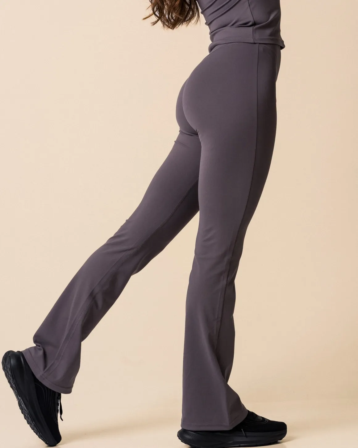 Lively Flare Pants Grey Thunder