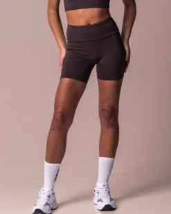 Lively Scrunch Pocket Shorts 5″ Brown Fudge