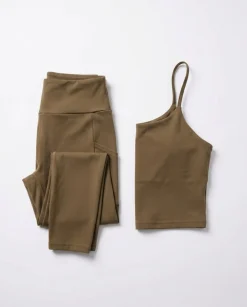 Lively Scrunch Pocket Tights + Crop Tank Green Olive SET