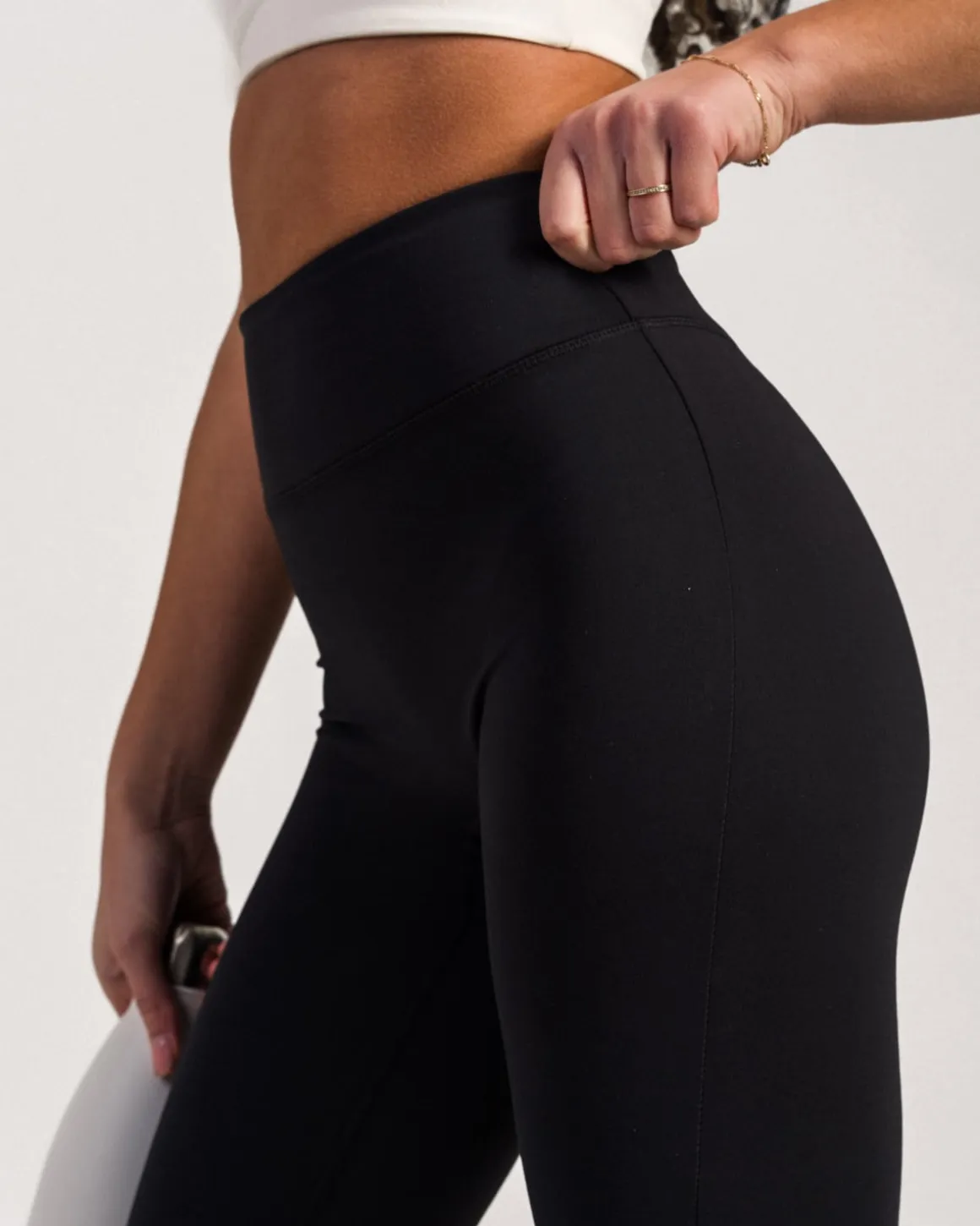 Lively Ultimate Tights Black