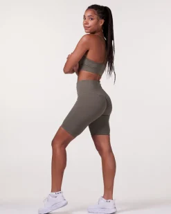 Magnify Scrunch Biker Shorts 2.0 Black + Green 2-PACK