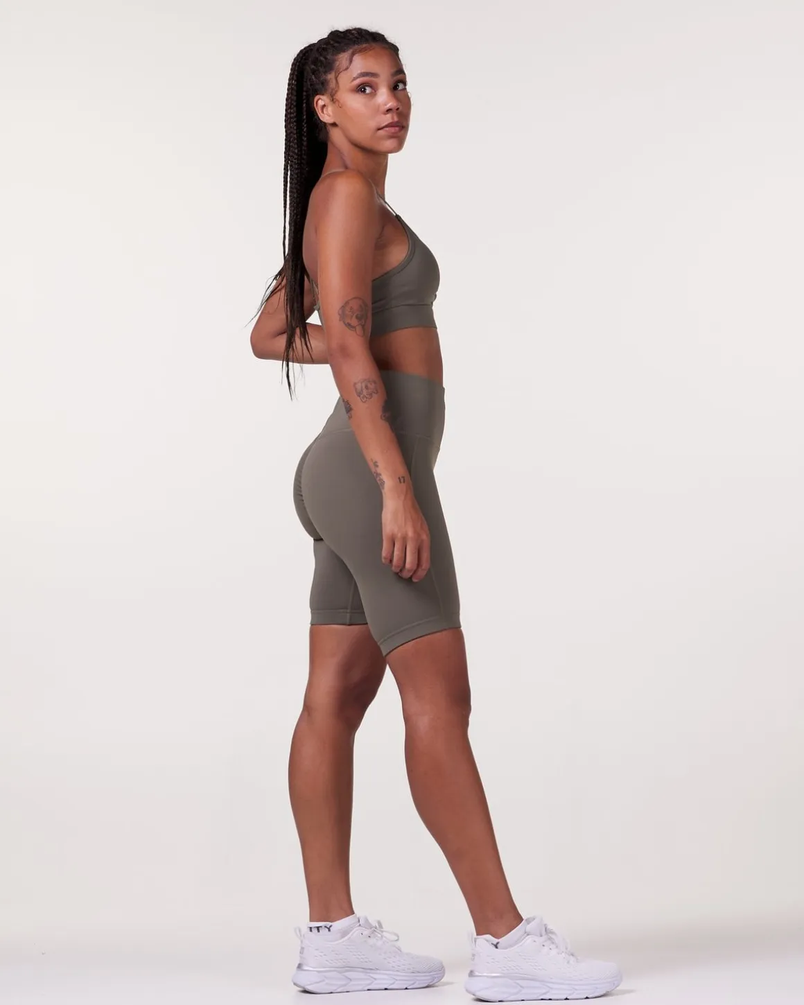 Magnify Scrunch Biker Shorts 2.0 Black + Green 2-PACK