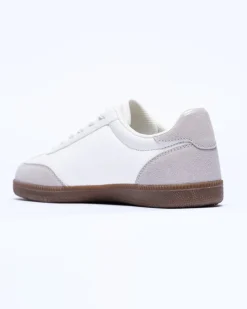 Metro White