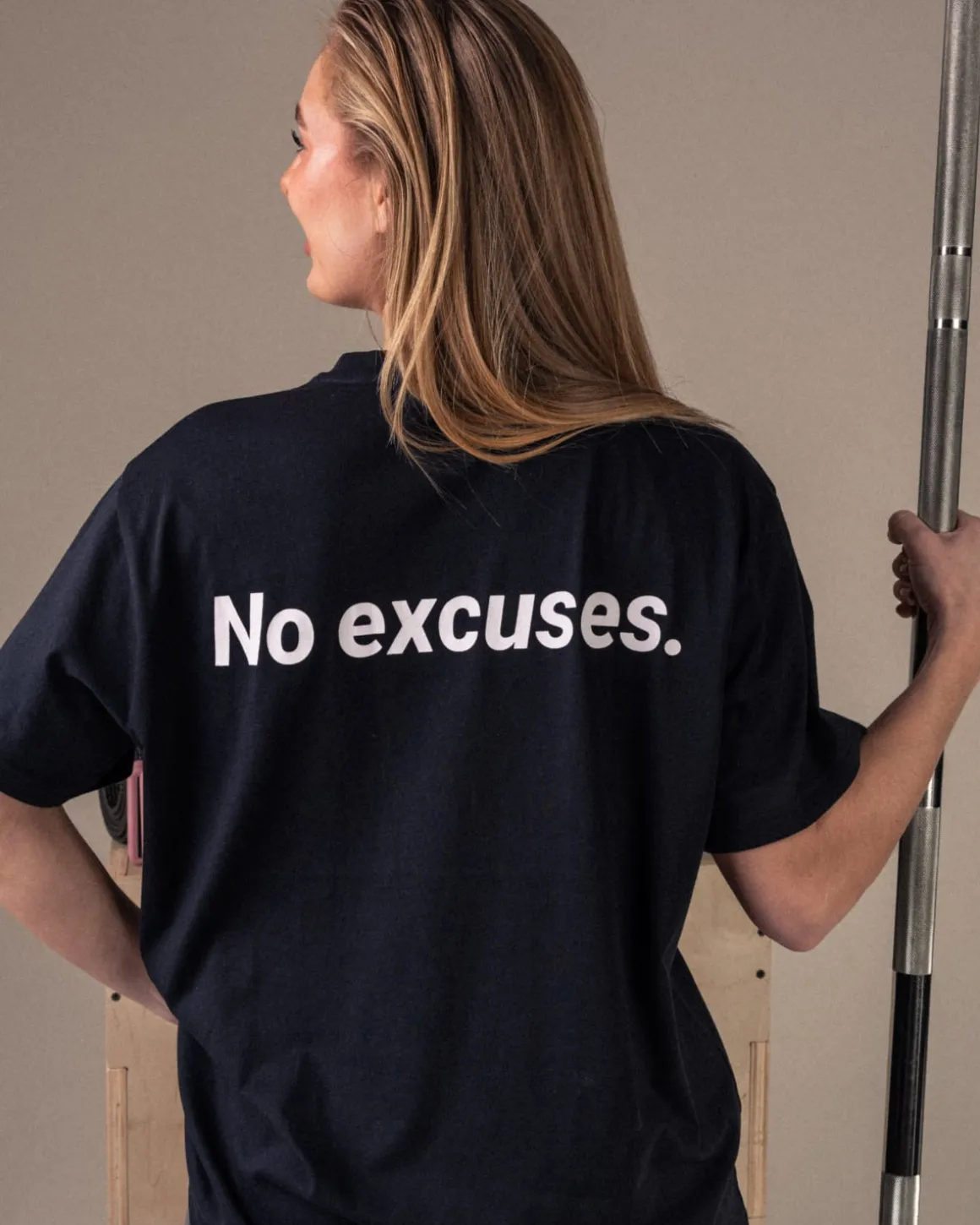 No Excuses T-shirt Unisex Black