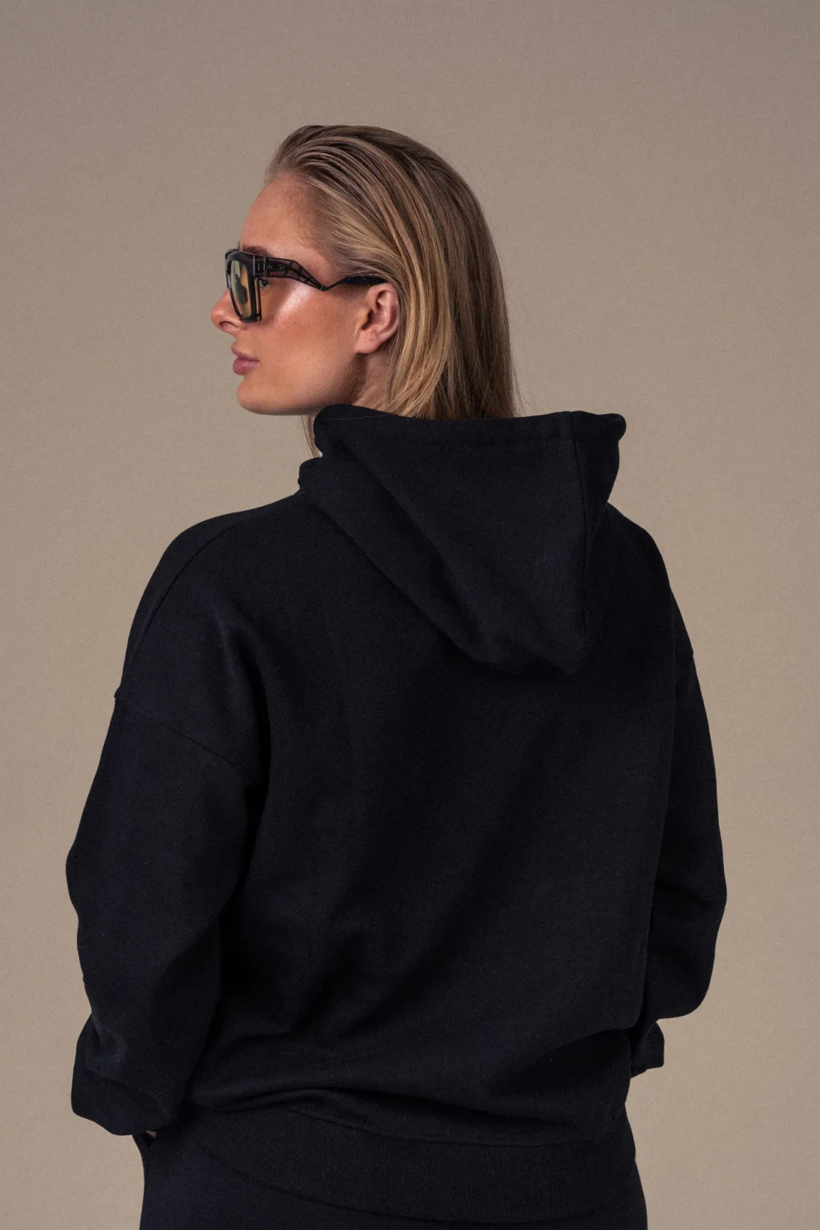 Off Duty Hoodie + Straight Sweatpants Black/Black SET