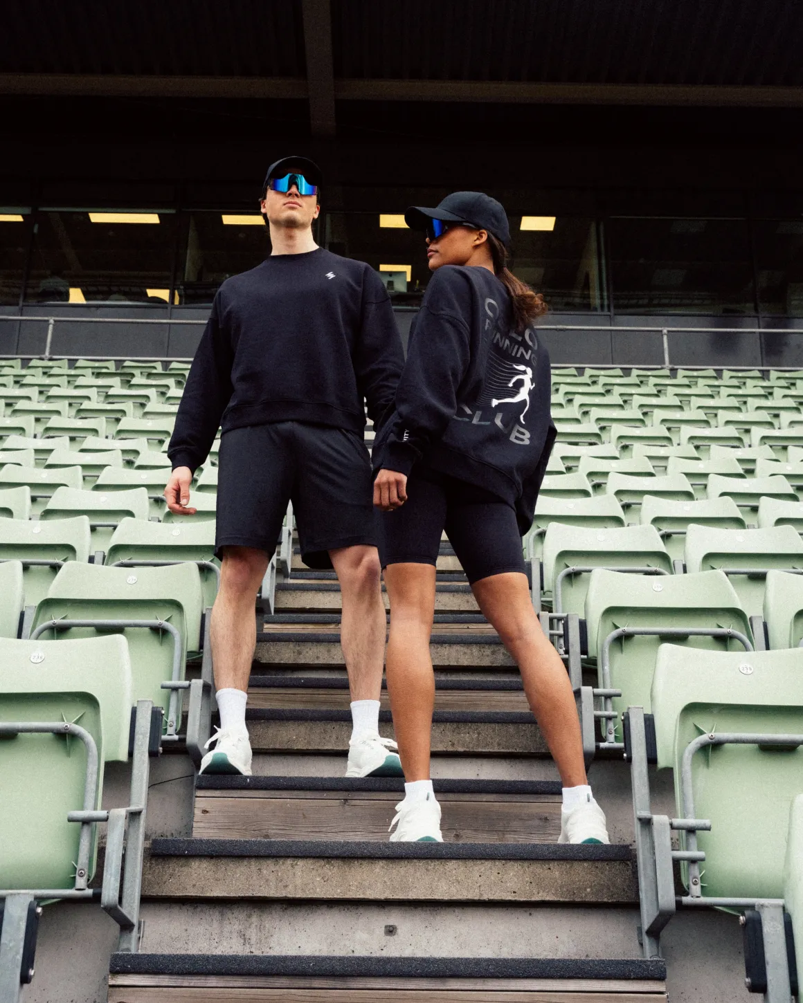 Off Duty Oversize Crewneck Black