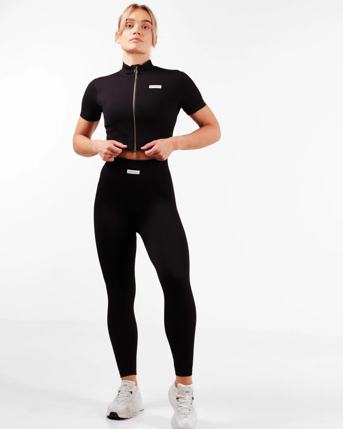 Perfect Wide Rib Zip Tee Black
