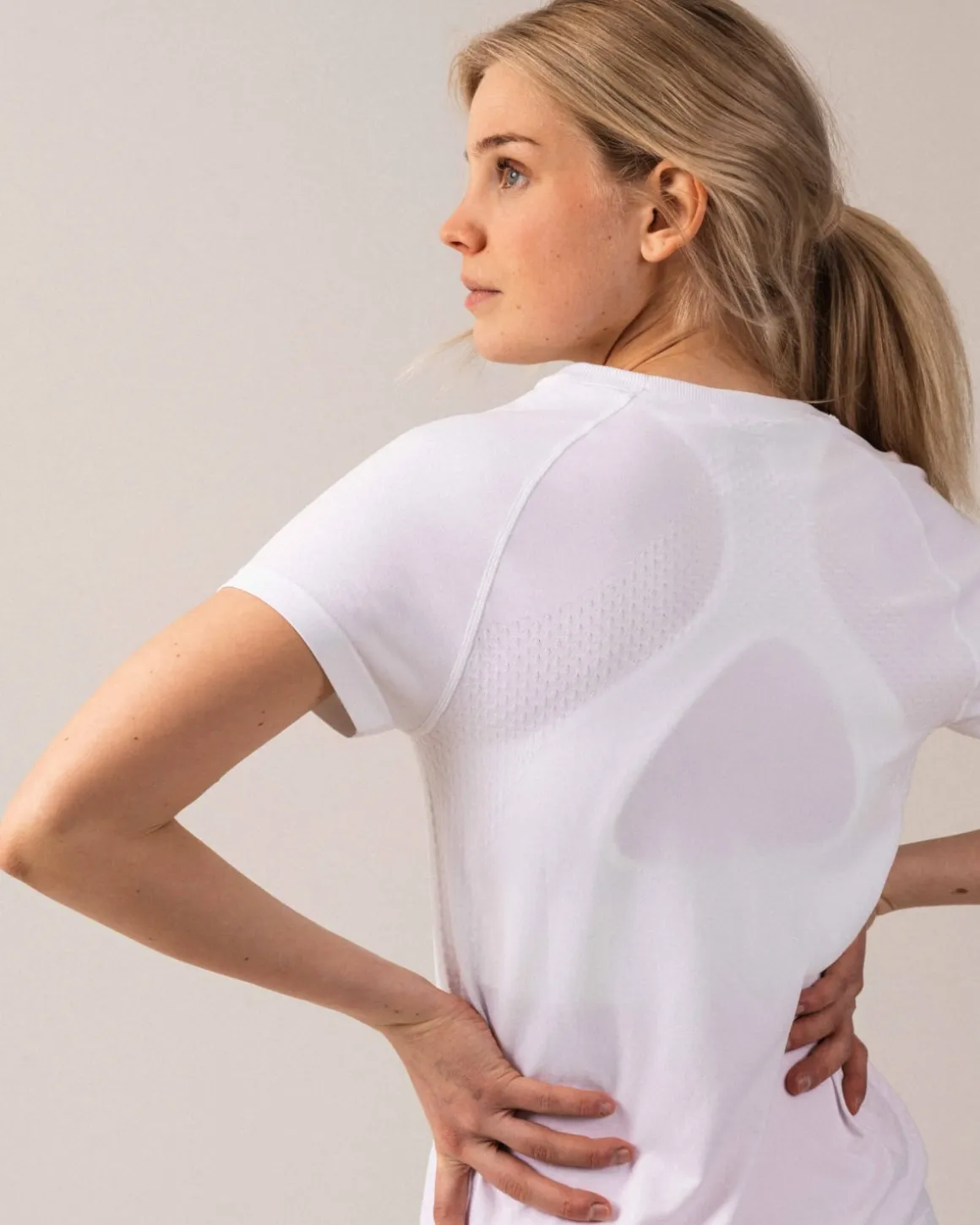 Phase Seamless Light Tee White