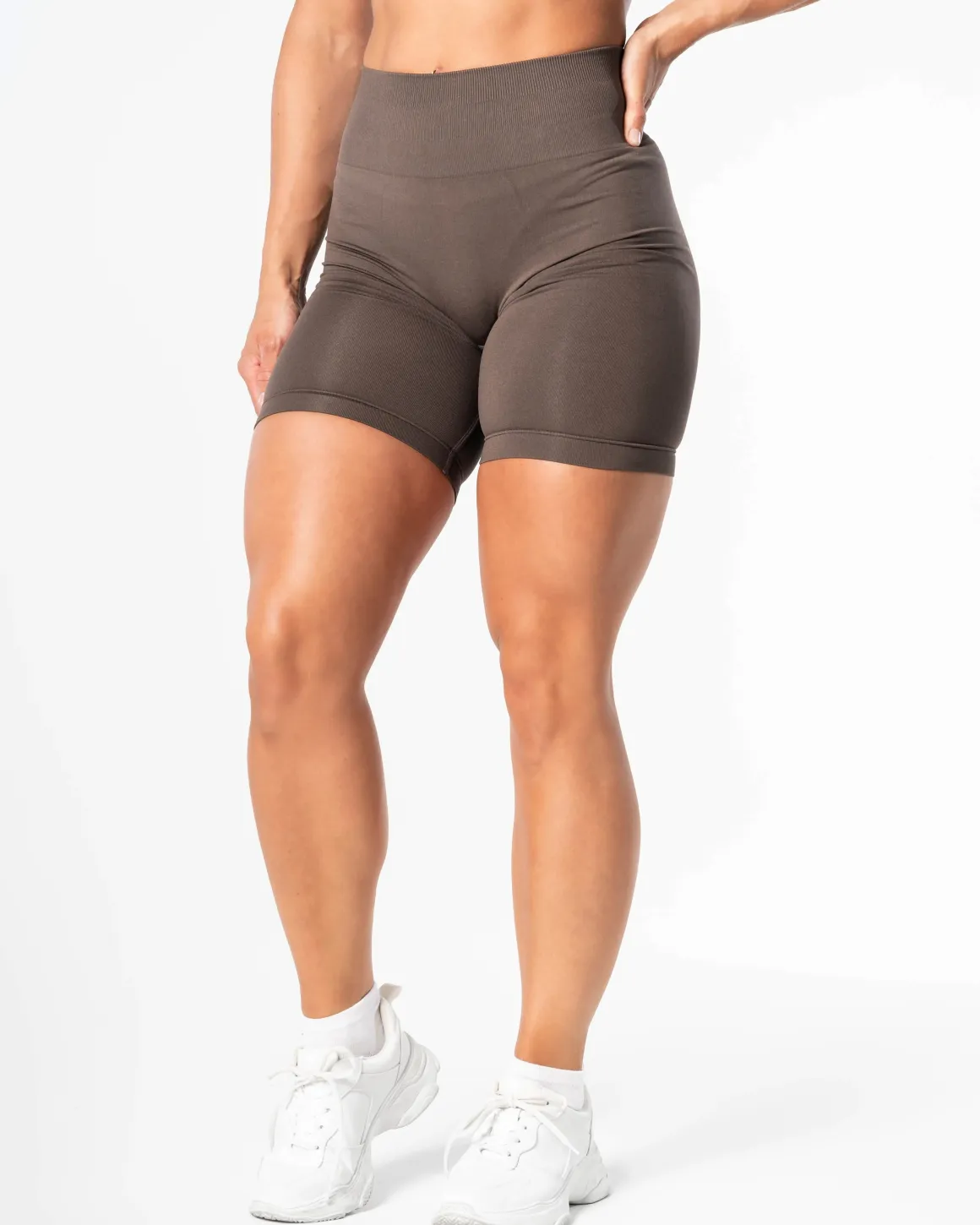 Prime Scrunch Shorts Brown