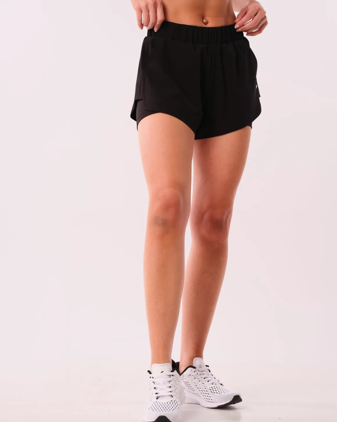 Radical Run 2-1 Shorts Black Beauty