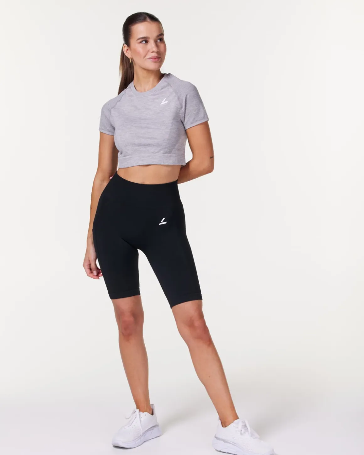 Routine Seamless Pocket Shorts Black Marl