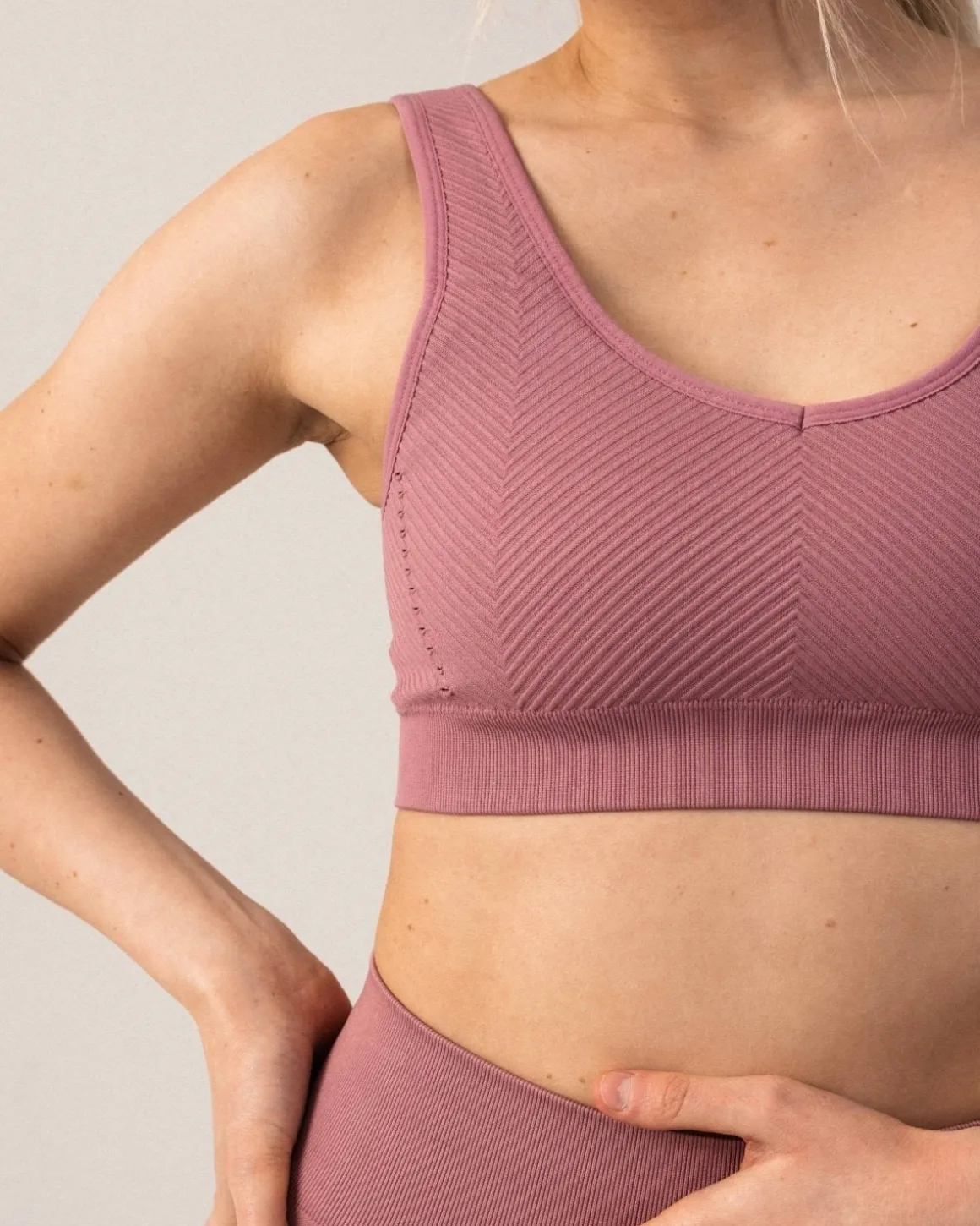 Seamless Yoga Bra + Tights Pink Rose SET