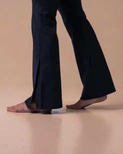 Second-Skin Slit Flare Pants Black