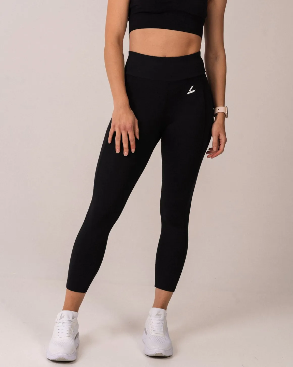 Silhouette Seamless Bra + Favorable Tights Black SET