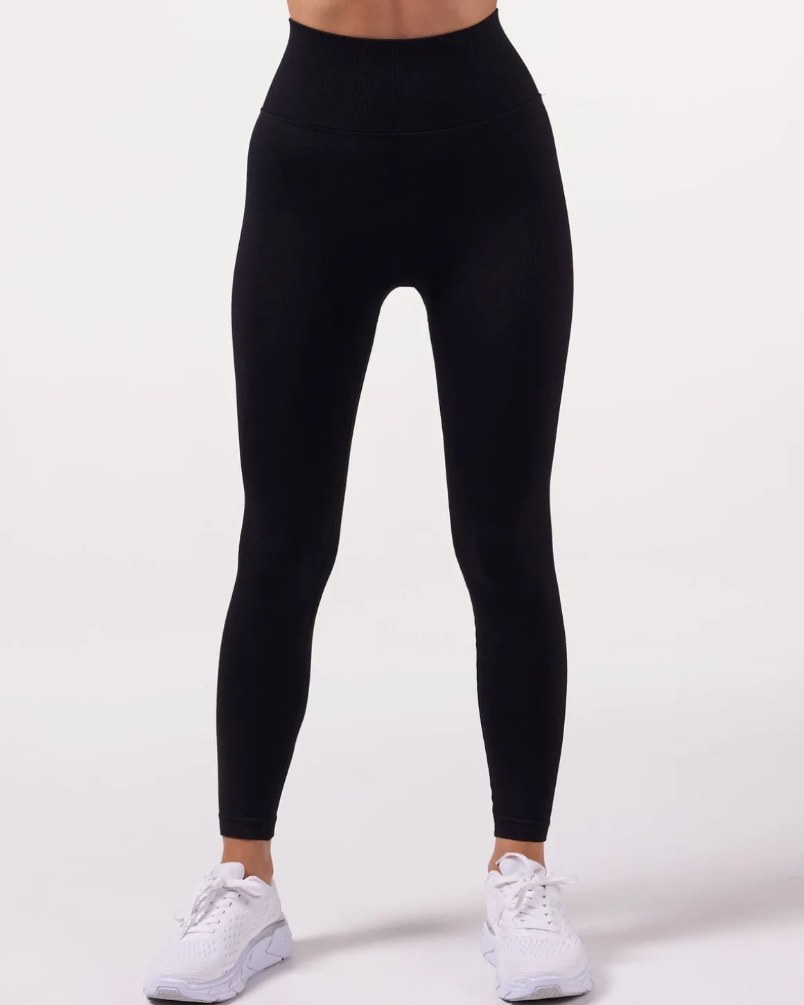 Silhouette Seamless Bra + Tights Black SET