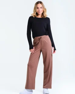Soft Feel Pants Mole Brown