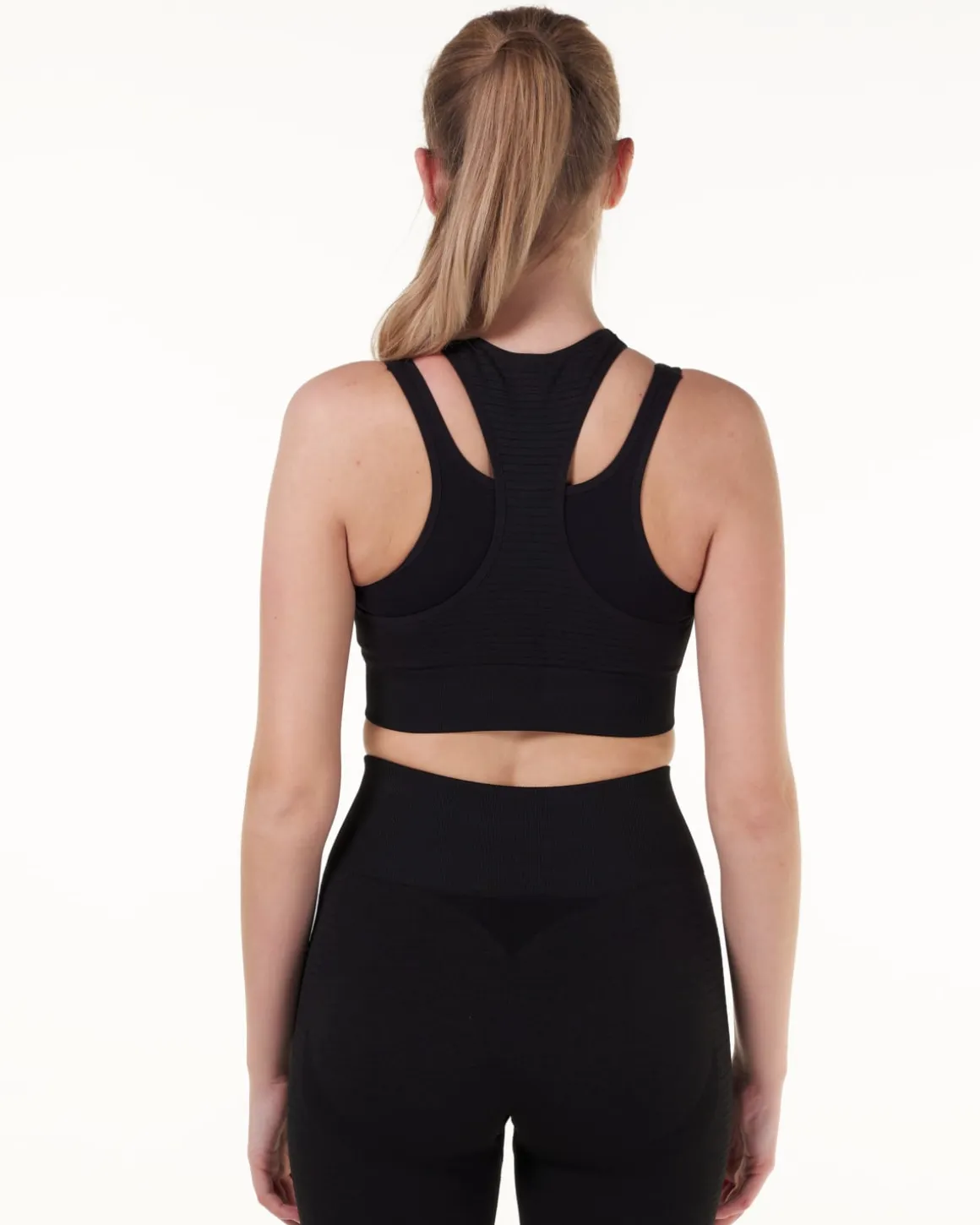 Solar Cut Out Seamless Bra Black