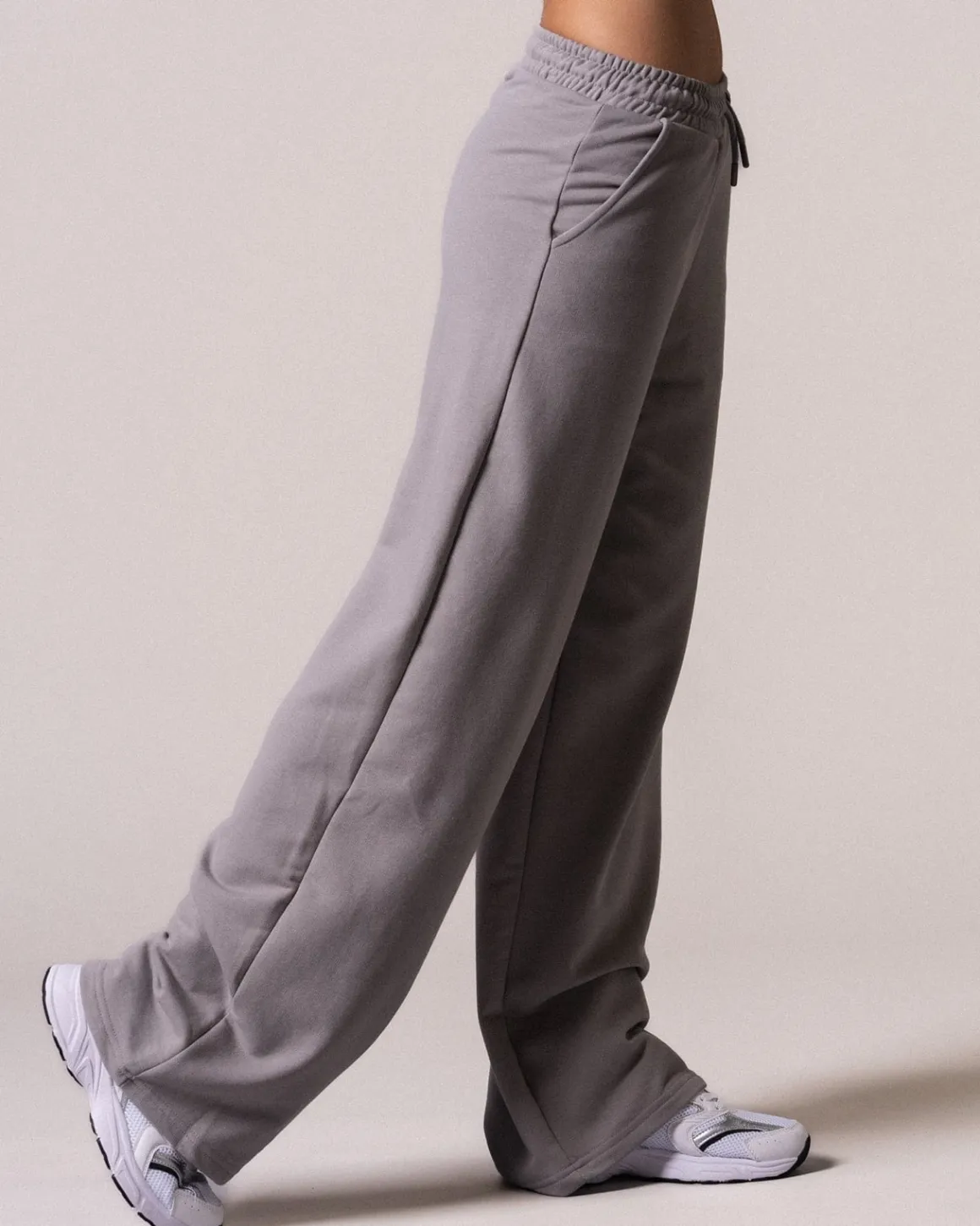 Straight Sweatpants Loopback Grey Dove